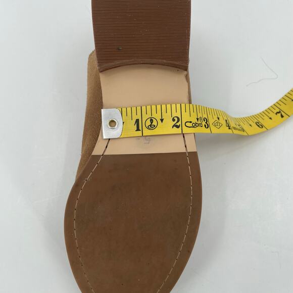 Lands’ End Women's V-Cut Slip-On Suede Ankle Boots Booties, Tan, Sz. 6B Flats - Picture 10 of 12